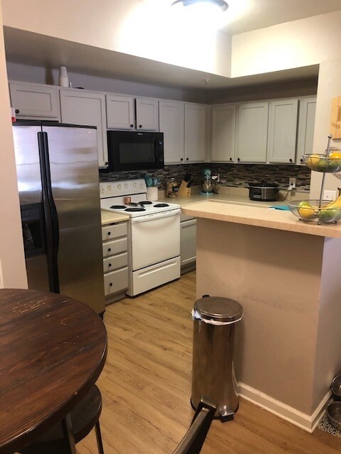 Building Photo - 14319 E Grand Dr