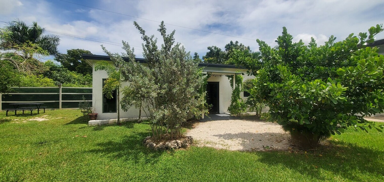 Building Photo - 15400 SW 237th St