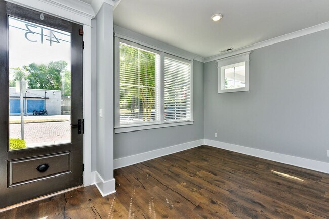 Building Photo - Brooklyn Art District | 2-Bedroom, 2.5 Bath