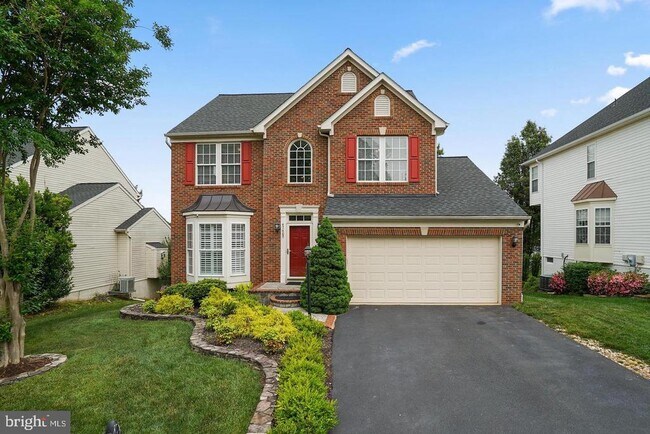 Building Photo - 47400 River Crest St