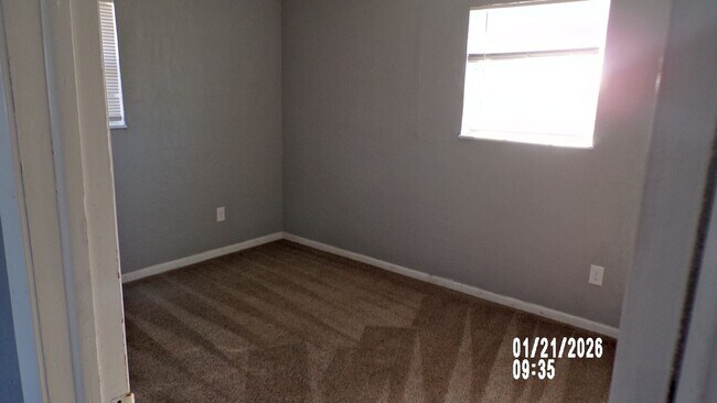 Building Photo - NICE HOME IN THE RIDGECREST AREA. PETS NEGOTIABLE WITH OWNERS APPROVAL