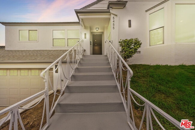 Building Photo - 5455 Harcross Dr