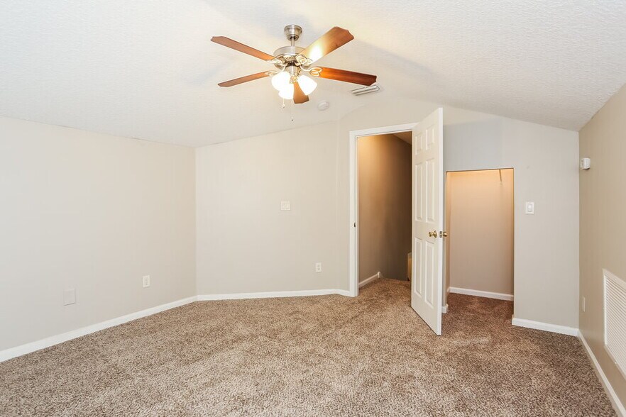 Building Photo - 741 Indigo Run Dr