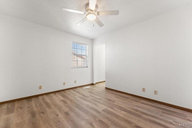 Building Photo - 132 Clinton Hill Dr