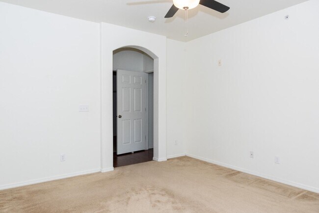 Building Photo - 4790 Wells Branch Heights