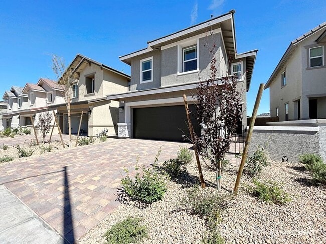 Building Photo - 692 Bamboo Bnd Pl