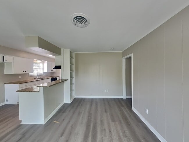 Building Photo - 10322 Antrim Ln