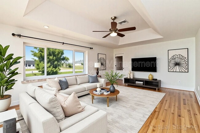 Building Photo - 304 NW 12th Ln