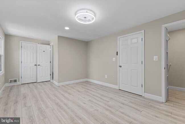Building Photo - 4305 Birchlake Ct