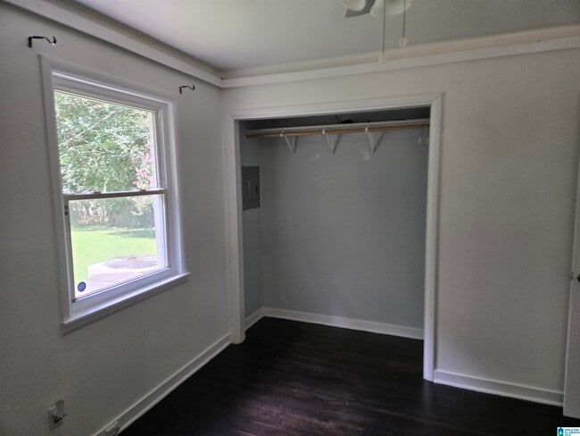 Building Photo - 4048 Dolly Ridge Rd