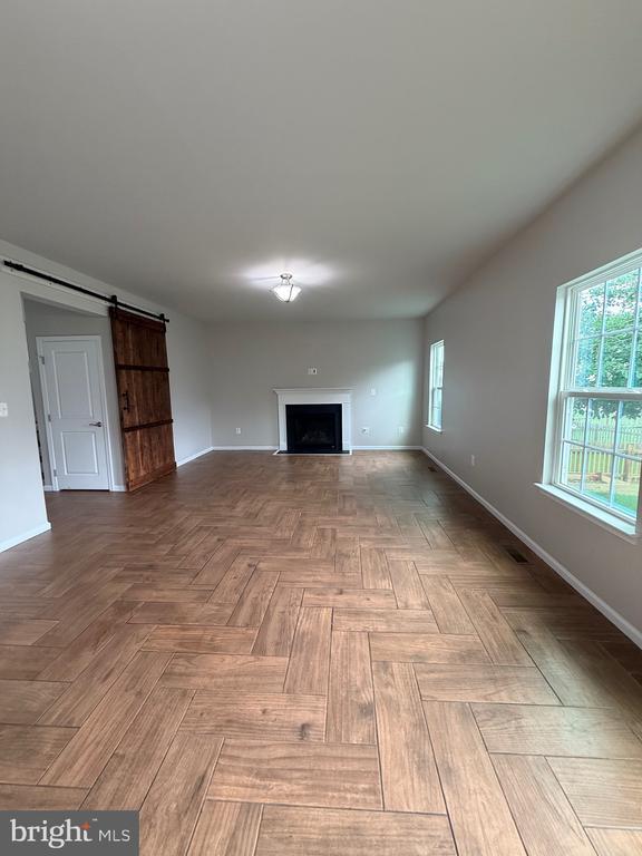 Building Photo - 9411 Wood Creek Cir