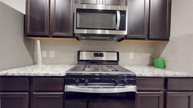 Building Photo - 3535 Cannon Dr