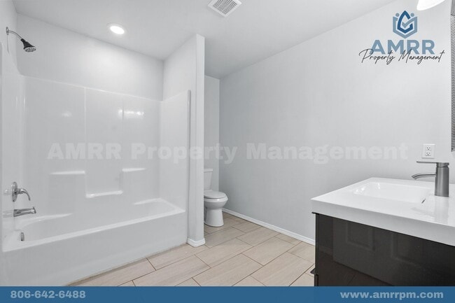 Building Photo - Easy Living Starts at AMRR: 3 Bedroom In Frenship ISD!