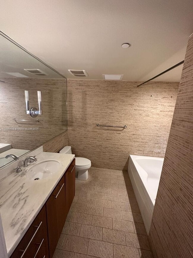 Building Photo - 50 Biscayne Blvd