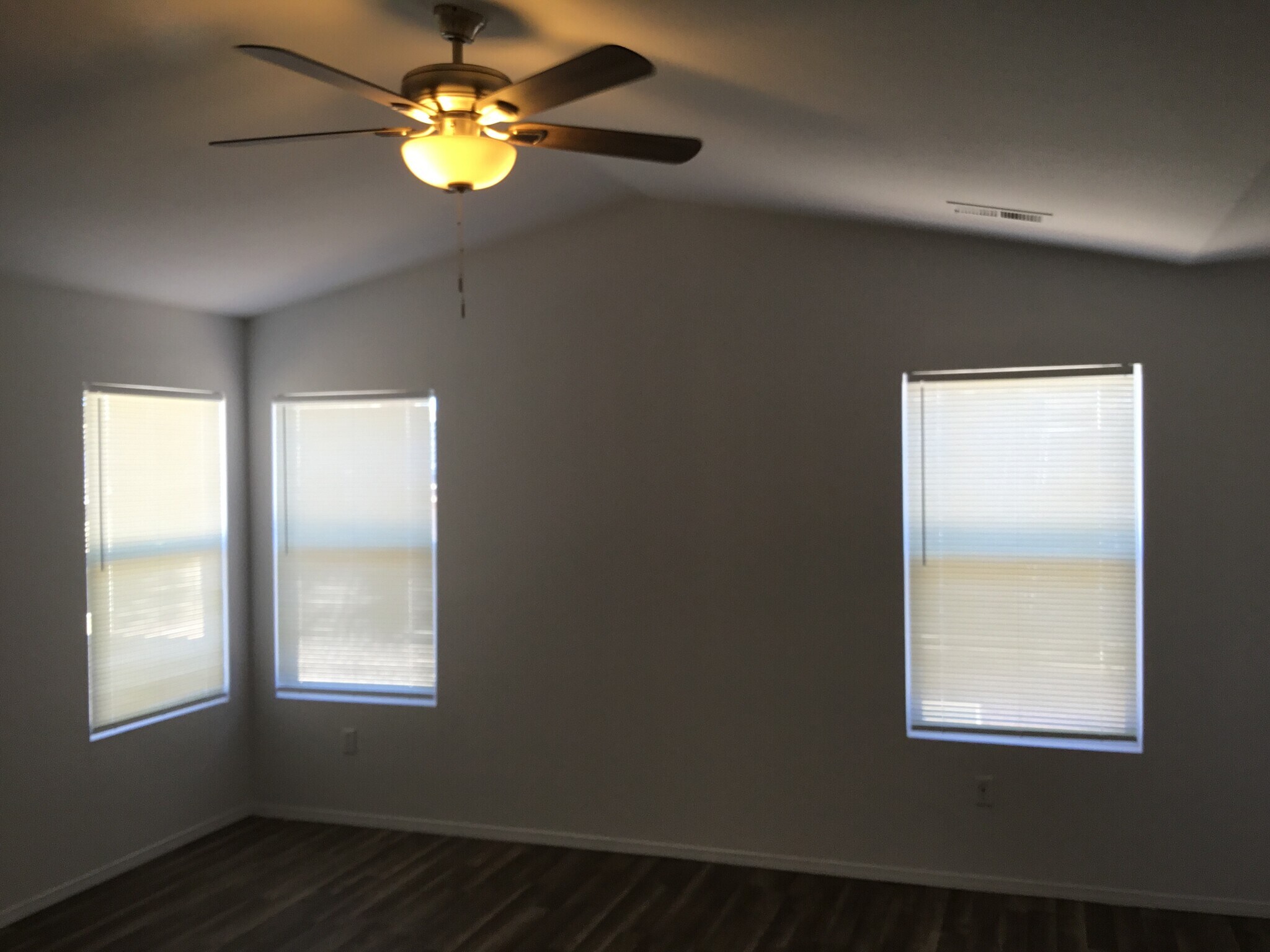 Building Photo - 3833 Oasis Springs Rd NE