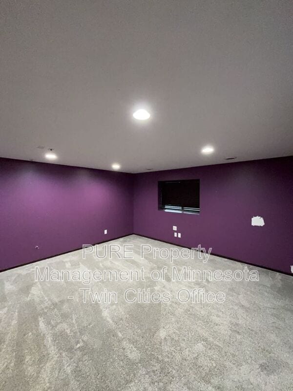 Building Photo - 1704 Basswood Ct