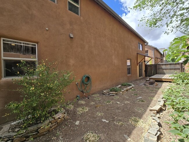 Building Photo - 2180 W Alameda St