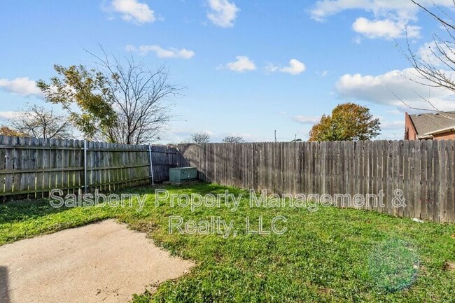 Building Photo - 8510 Gatlinburg Dr