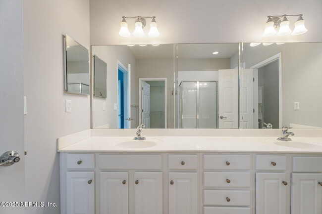 Building Photo - 6606 White Blossom Cir