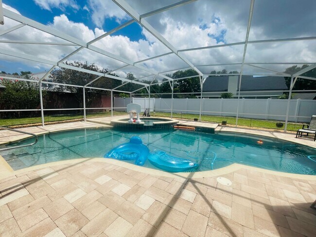 Building Photo - Pool Home BRYN MAWR-5328 Rockbourne Ct Orl...