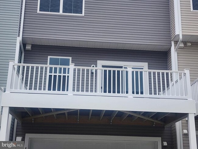 Building Photo - 1256 Cedar Vly Rd