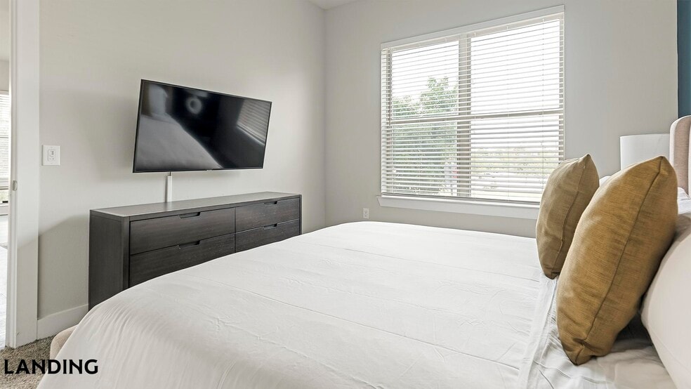 Building Photo - 1900 Airport Commerce Dr