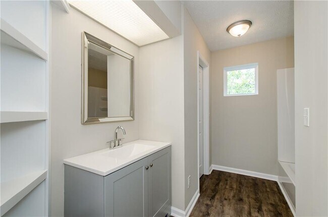 Building Photo - 10840 Mortons Crossing