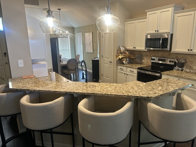 Building Photo - 9017 Autumnbrooke Way