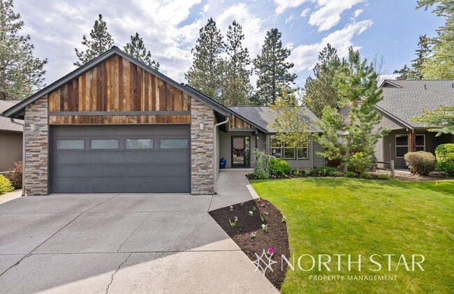 Primary Photo - Modern and Spacious 3 bed/2 bath