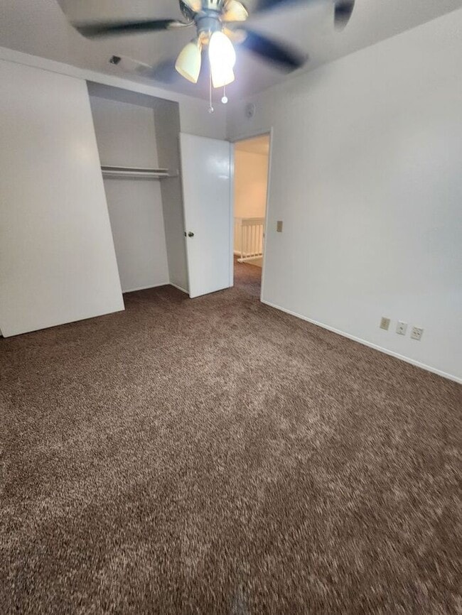 Building Photo - $1000 Holiday Move In Spec! The Bluffs at ...