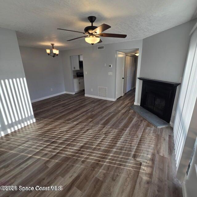 Building Photo - 3585 Sable Palm Ln