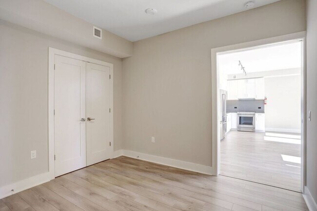 Building Photo - 88 V St SW