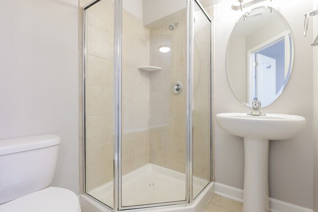 Building Photo - 1205 Heritage Links Dr
