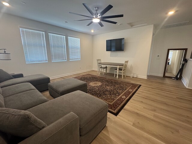 Building Photo - 283 Hadley Wy