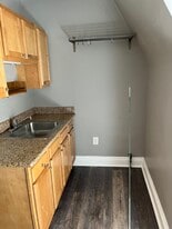 Building Photo - 4742 Friendship Ave