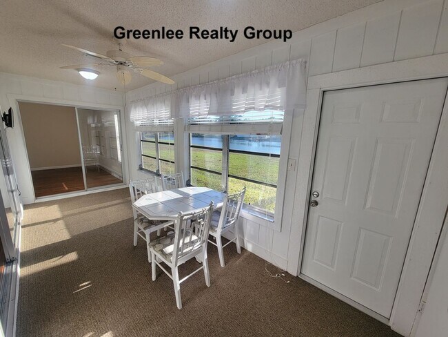 Building Photo - Beautiful 2 Bedroom / 2 Bathroom Waterfront End Unit in Heritage Lake (55+ Community)