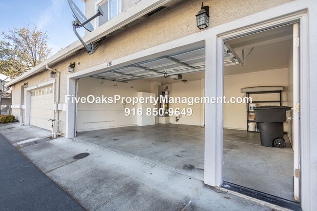 Building Photo - 758 Shasta Oaks Ct