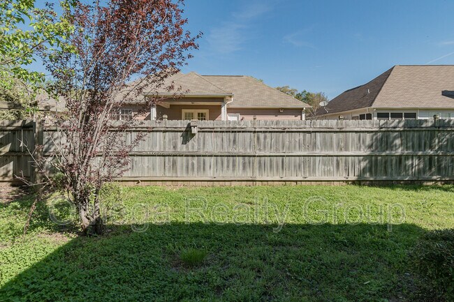 Building Photo - 130 Spring St