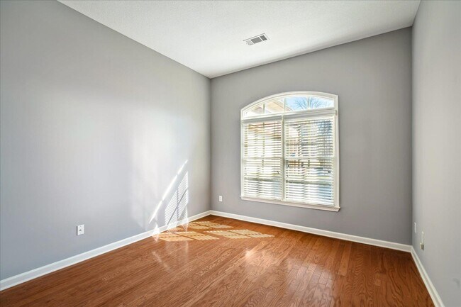 Building Photo - 12176 Preserve Woods Ln