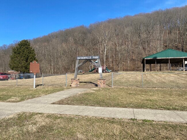 Building Photo - 16852 Haydenville Rd
