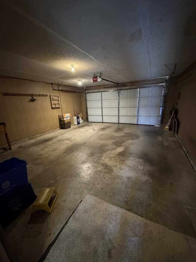 Building Photo - 841 NW 115th St