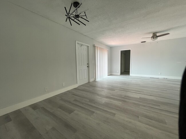 Building Photo - 35 Crossings Cir