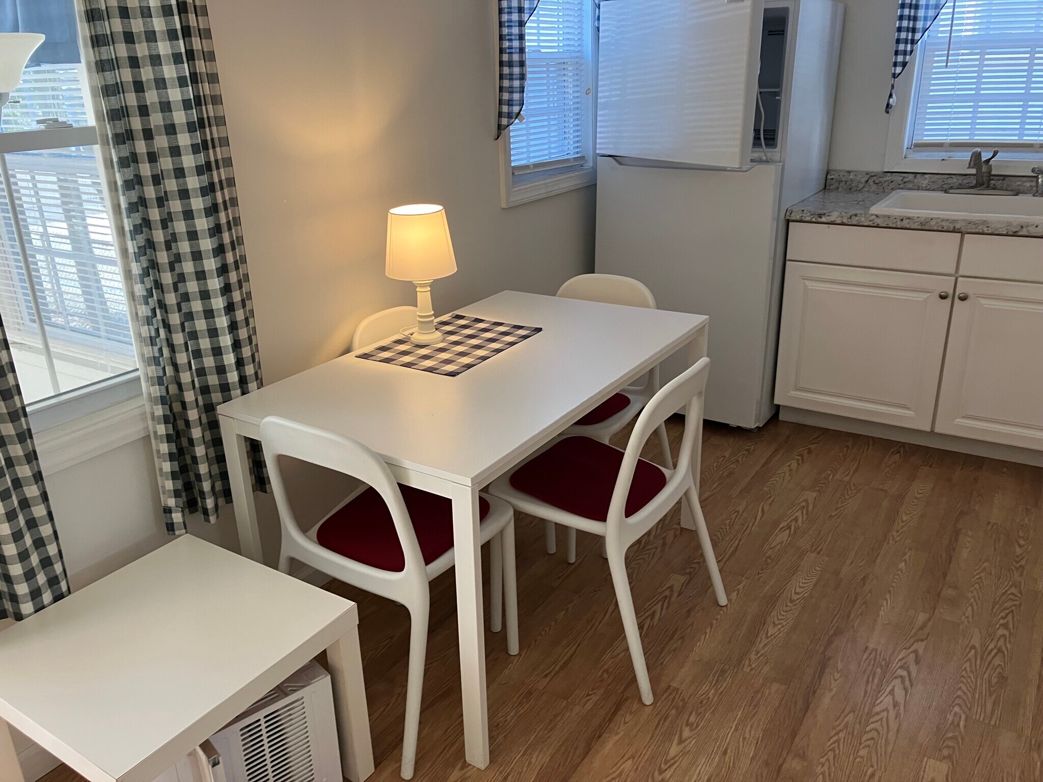 Building Photo - 1922 Baltimore Ave