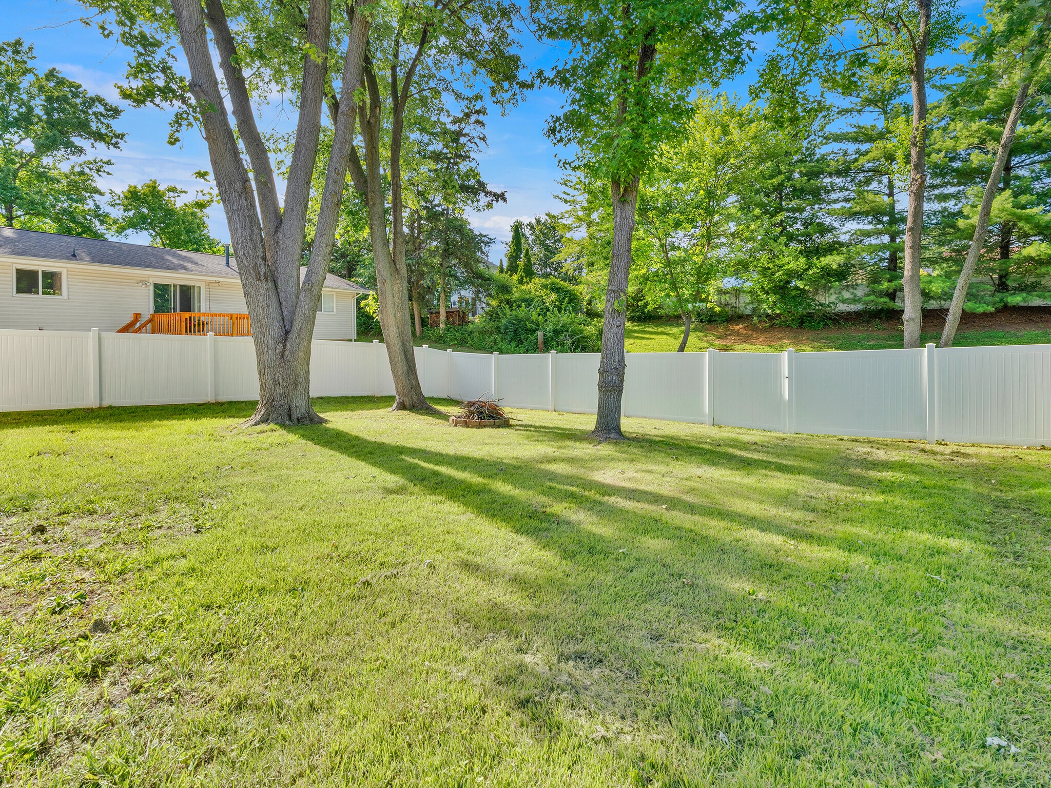 Building Photo - 449 Madrina Ct