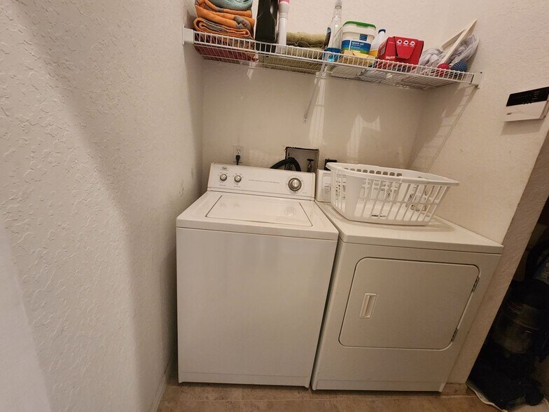 Building Photo - 1101 Pinellas Bayway S