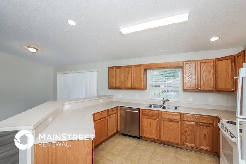 Building Photo - 1711 Hayworth Cir NW