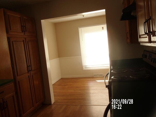 Building Photo - 4075 Kenneth Rd