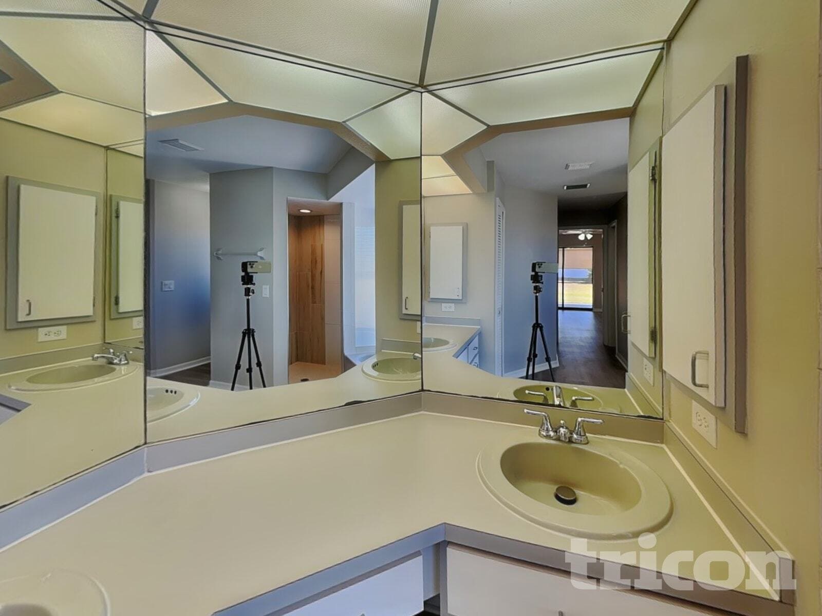 Building Photo - 7321 S Blue Sage