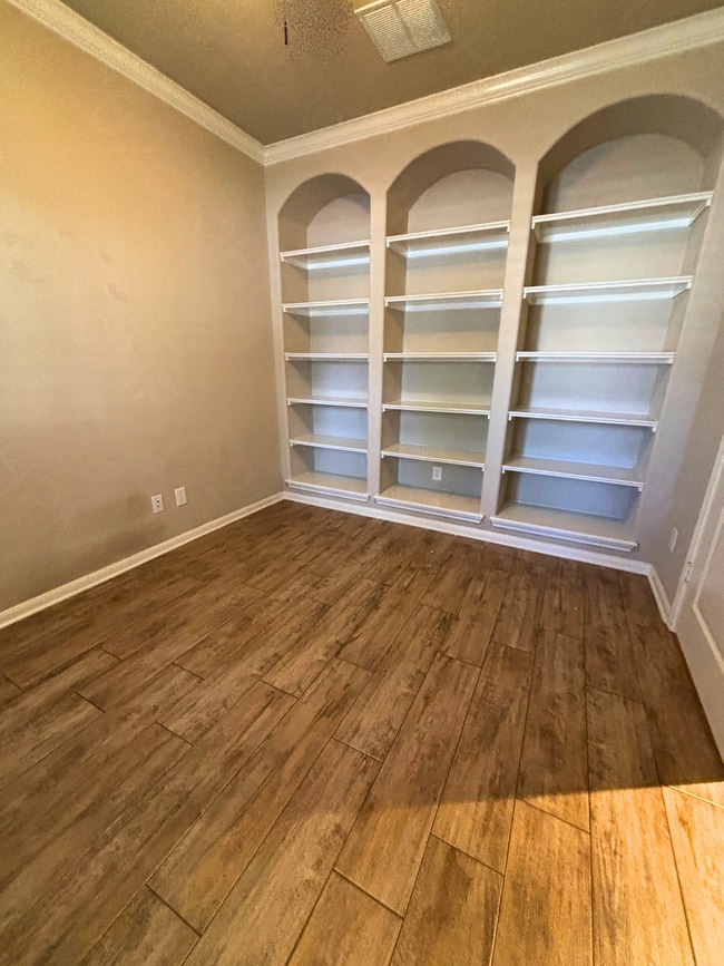 Building Photo - 21711 Thunder Basin