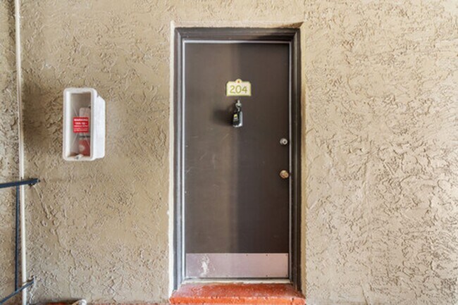 Building Photo - Serravella - 375-204